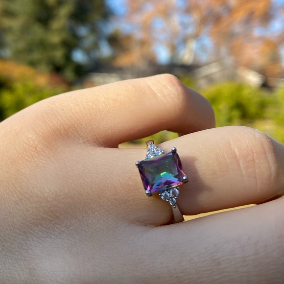 New 925 sterling silver topaz ring - Picture 7 of 10